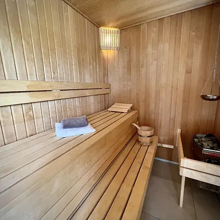 Holiday home Sliminde By Seeblick Ferien Oro
